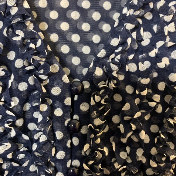 INC    XL. Fits snug.  I’d say fits like a large. - Picture 3 of 4